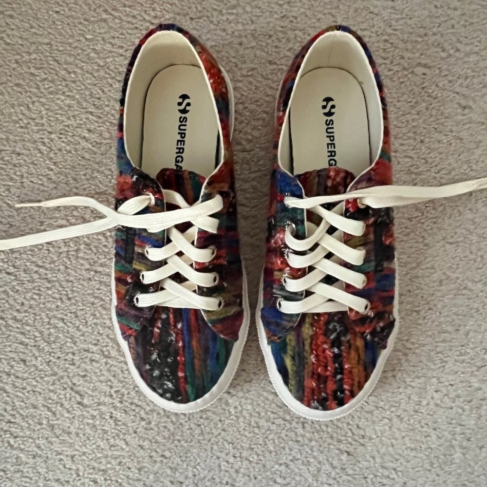New Superga tennishoes 6.5